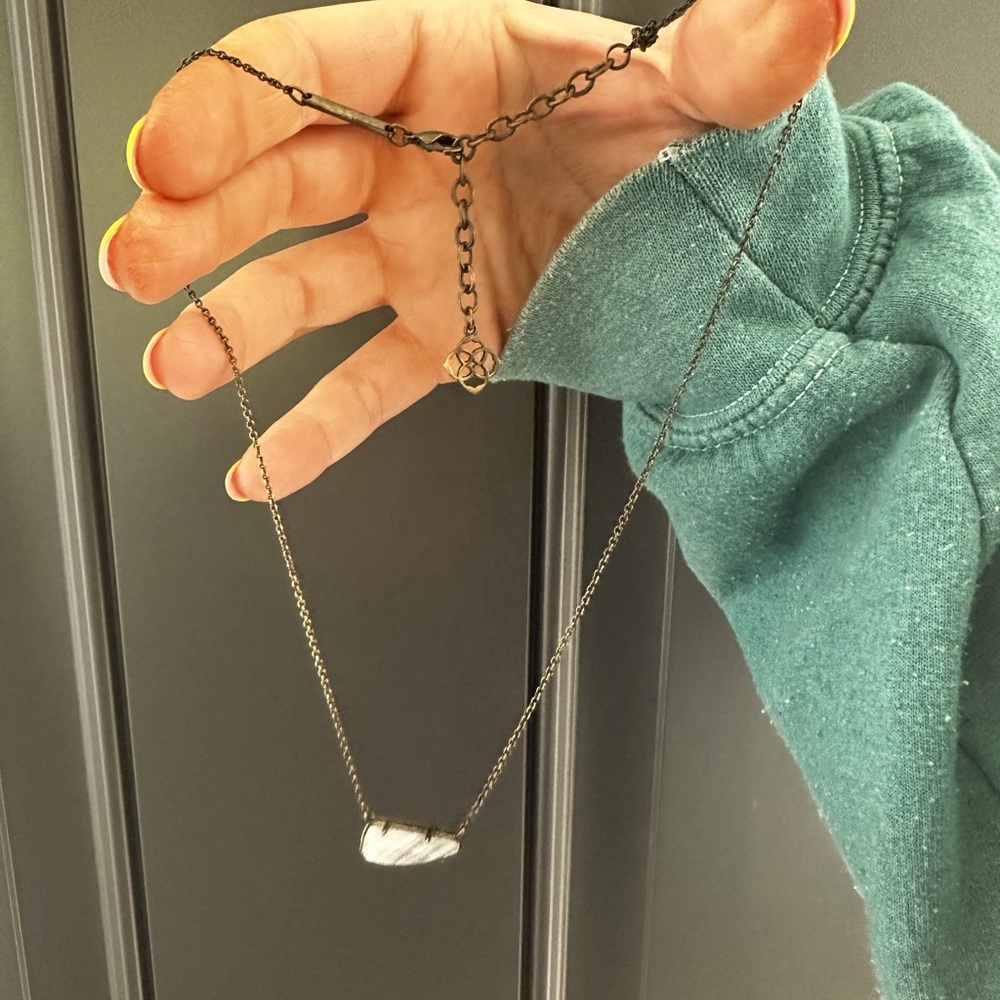 Kendra Scott Stone Necklace